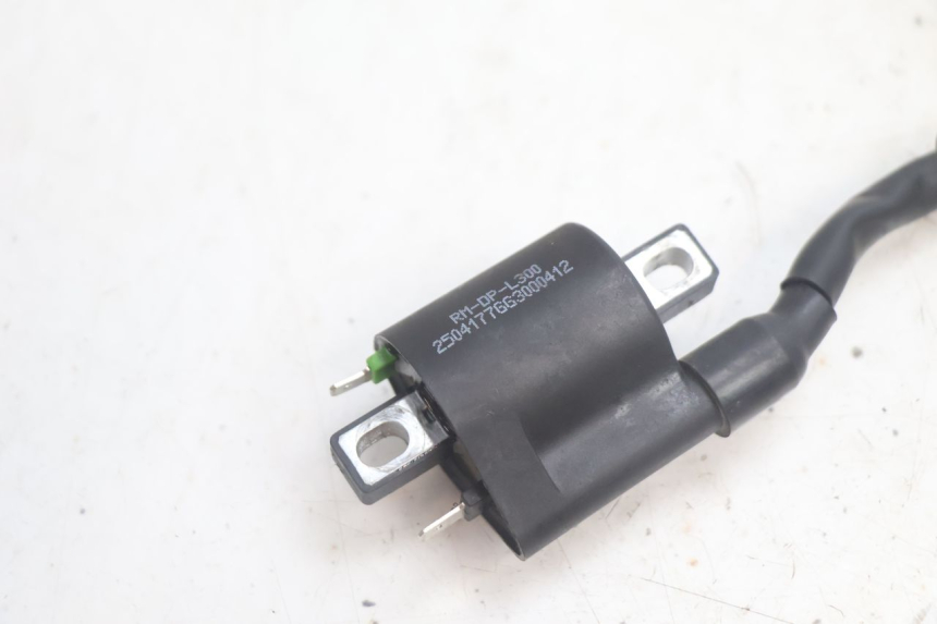 photo de CEWKA JM MOTORS R-MAX TECH 50 (2024 - 2026) - Zbliżenie techniczne