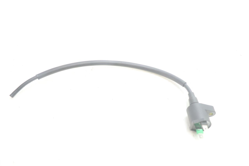 photo de CEWKA VASTRO R-ONE 4T 50 (2014 - 2022) - Zbliżenie techniczne