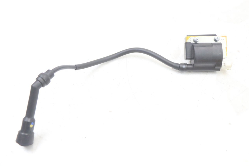 photo de CEWKA ROYAL ENFIELD SCRAM 411 (2022 - 2024) - Inny kąt widzenia