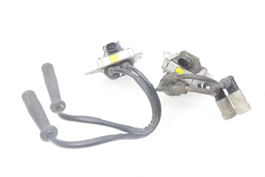 photo de CEWKA APRILIA SRV 850 (2012 - 2017) - Zbliżenie techniczne