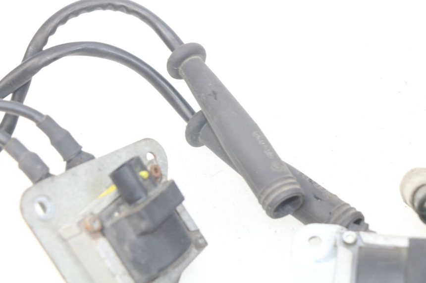 photo de CEWKA APRILIA SRV 850 (2012 - 2017) - Punkty mocowania