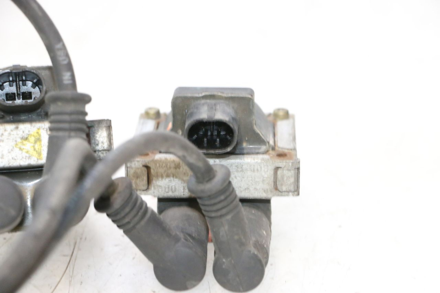 photo de CEWKA DUCATI SS IE DS CARENEE 1000 (2002 - 2006) - Inny kąt widzenia