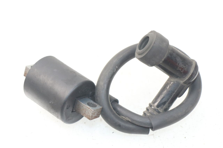 photo de CEWKA MBK STUNT NAKED 50 (2004 - 2018) - Widok główny