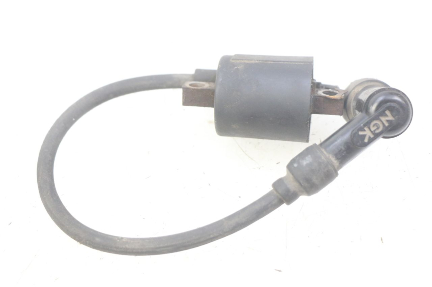 photo de CEWKA MBK STUNT NAKED 50 (2004 - 2018) - Inny kąt widzenia