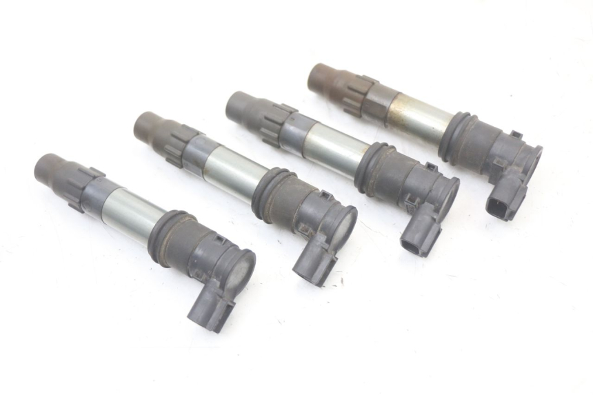 photo de CEWKA SUZUKI GSR 750 (2011 - 2017) - Zoom stanu zużycia