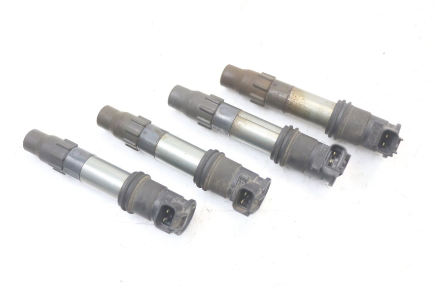 photo de CEWKA SUZUKI GSR 750 (2011 - 2017) - Inny kąt widzenia