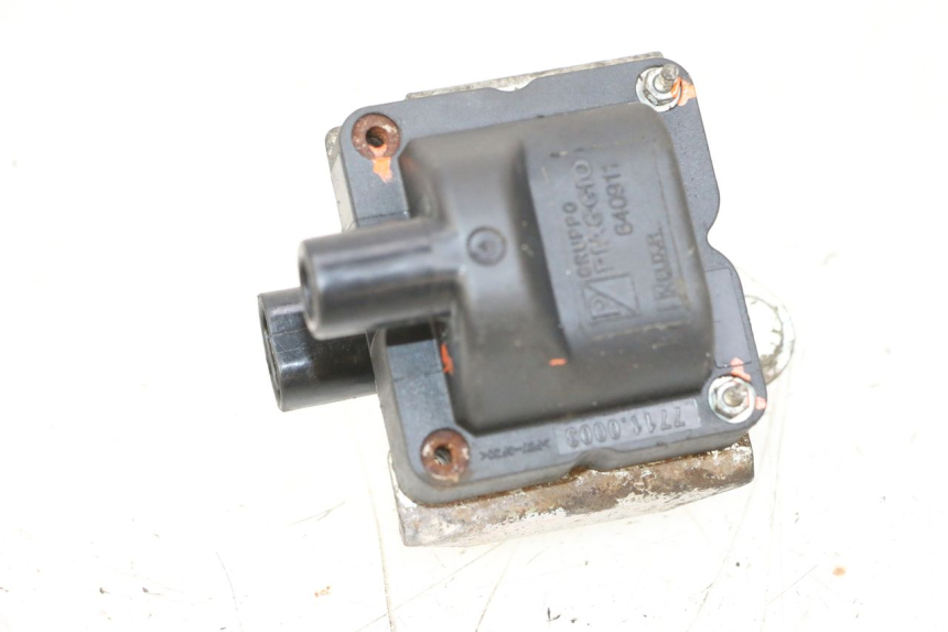 photo de CEWKA PIAGGIO VESPA GTS SUPER IE 125 (2009 - 2016) - Widok główny