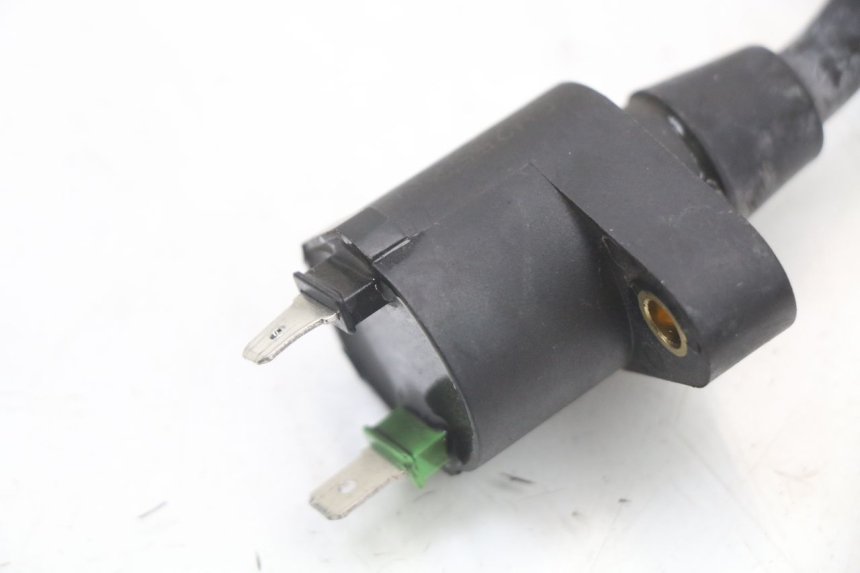 photo de CEWKA PIAGGIO VESPA PRIMAVERA 4T 50 (2021 - 2024) - Inny kąt widzenia