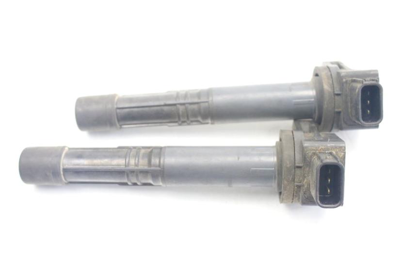 photo de CEWKA HONDA VFR VTEC RC46 800 (2002 - 2013) - Widok główny