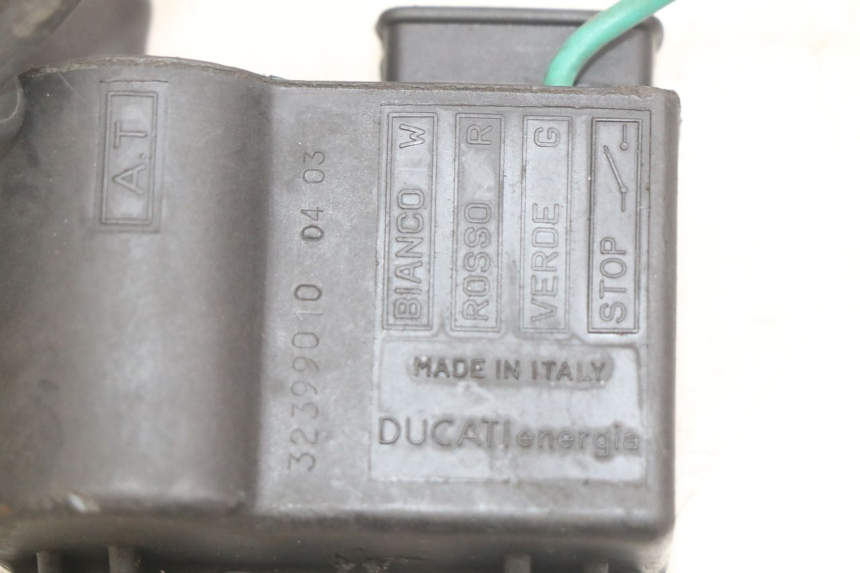 photo de CEWKA PEUGEOT XP6 50 (2006 - 2011) - Inny kąt widzenia