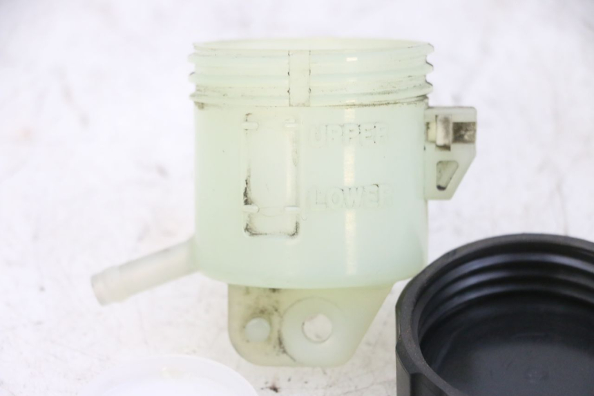 photo de ZBIORNIK PŁYNU HAMULCOWEGO YAMAHA FJR ABS 1300 (2006 - 2012) - Widok ogólny