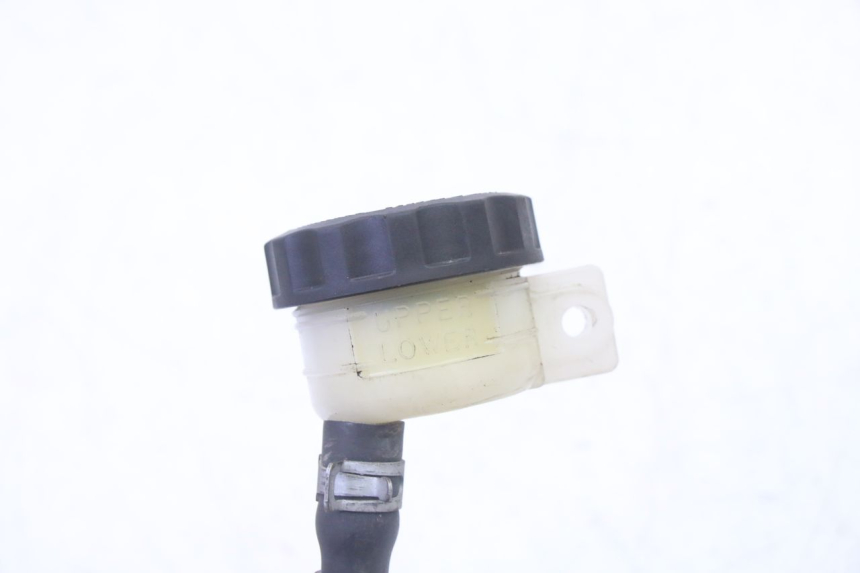 photo de ZBIORNIK PŁYNU HAMULCOWEGO TRIUMPH SPRINT 900 (1995 - 1998) - Zoom stanu zużycia