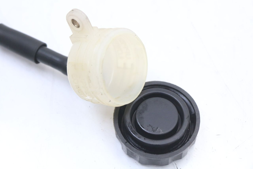 photo de ZBIORNIK PŁYNU HAMULCOWEGO DAELIM VJ ROADWIN FI 125 (2008 - 2017) - Zbliżenie techniczne