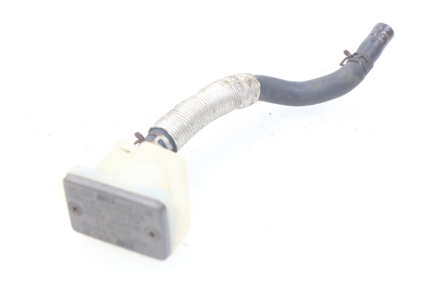 photo de ZBIORNIK PŁYNU HAMULCOWEGO SUZUKI XF FREEWIND 650 (1997 - 2003) - Zbliżenie techniczne