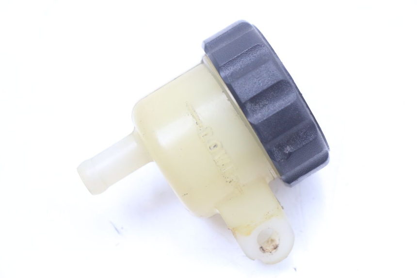 photo de ZBIORNIK PŁYNU HAMULCOWEGO YAMAHA XJ F 900 (1983 - 1994) - Inny kąt widzenia