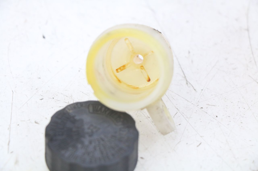 photo de ZBIORNIK PŁYNU HAMULCOWEGO KAWASAKI Z 750 (2007 - 2013) - Zbliżenie techniczne