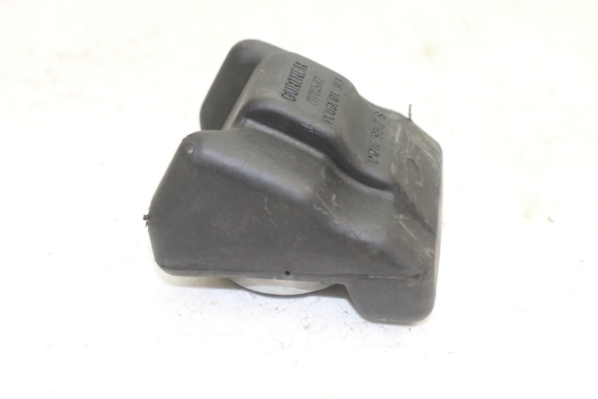 photo de SKRZYNKA FILTRA POWIETRZA PEUGEOT 103 SPX CLIP 50 (1989 - 1992) - Zoom stanu zużycia