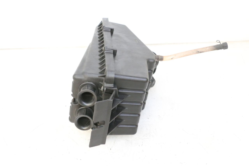 photo de OBUDOWA FILTRA POWIETRZA QUADRO 4 4D 350 (2015 - 2018) - Zbliżenie techniczne