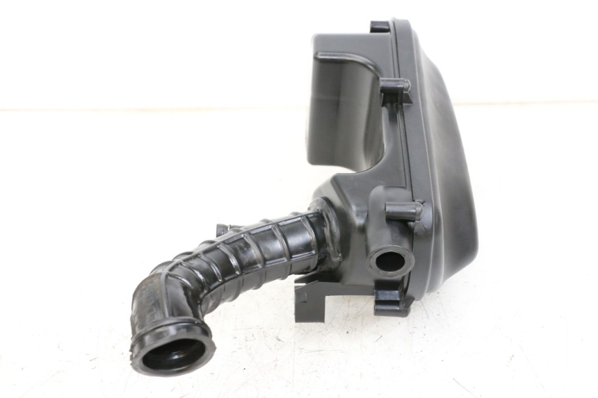 photo de OBUDOWA FILTRA POWIETRZA KYMCO AGILITY 4T 50 (2018 - 2022) - Zbliżenie techniczne