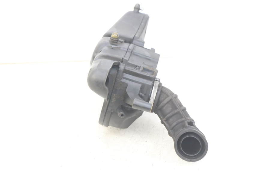 photo de OBUDOWA FILTRA POWIETRZA PIAGGIO BEVERLY 125 (2010 - 2015) - Szczegół części