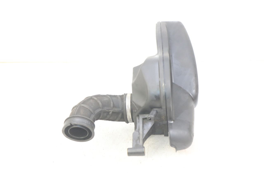 photo de OBUDOWA FILTRA POWIETRZA PIAGGIO BEVERLY 125 (2010 - 2015) - Zbliżenie techniczne