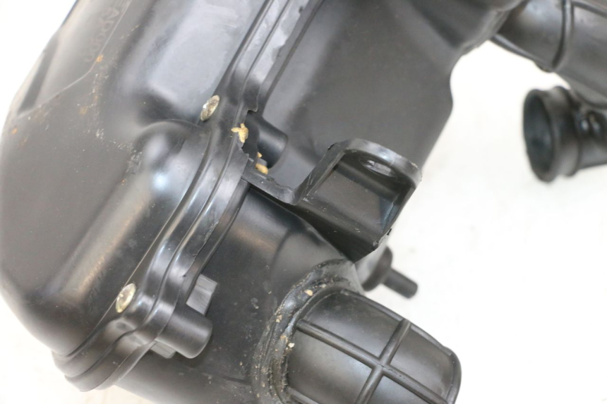 photo de OBUDOWA FILTRA POWIETRZA MAG POWER BOMBERS 4T 50 (2016 - 2026) - Zoom stanu zużycia