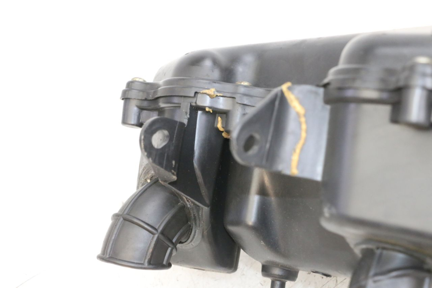 photo de OBUDOWA FILTRA POWIETRZA MAG POWER BOMBERS 4T 50 (2016 - 2026) - Inny kąt widzenia