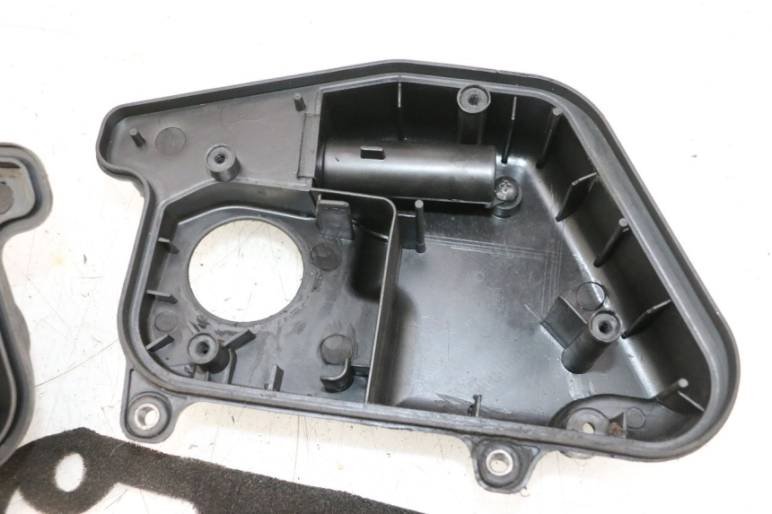 photo de OBUDOWA FILTRA POWIETRZA MBK BOOSTER SPIRIT NAKED 50 (2004 - 2017) - Widok z bliska