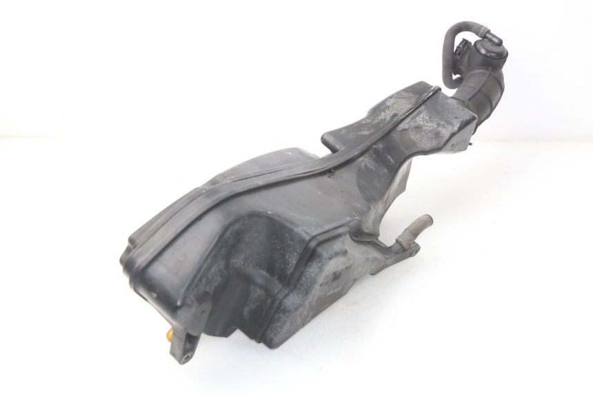 photo de OBUDOWA FILTRA POWIETRZA SUZUKI BURGMAN 125 (2007 - 2014) - Inny kąt widzenia