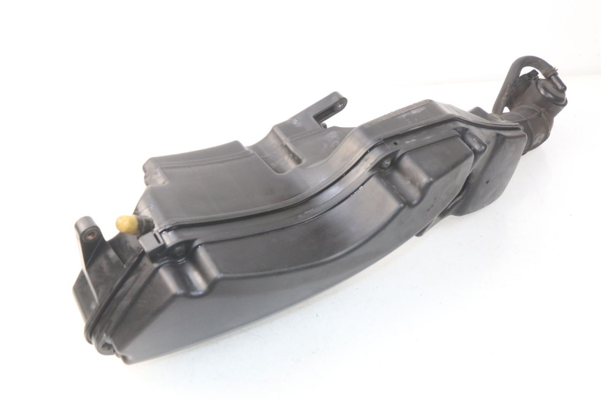 photo de OBUDOWA FILTRA POWIETRZA SUZUKI BURGMAN 125 (2007 - 2014) - Inny kąt widzenia