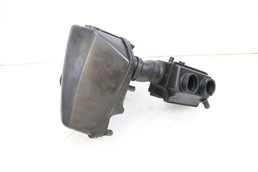 photo de OBUDOWA FILTRA POWIETRZA SUZUKI BURGMAN EXECUTIVE ABS 650 (2006 - 2012) - Zbliżenie techniczne