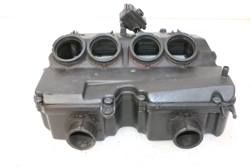 photo de OBUDOWA FILTRA POWIETRZA HONDA CBR RR FIREBLADE 900 (1992 - 1994) - Szczegół części