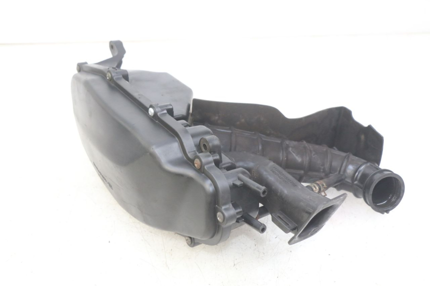 photo de OBUDOWA FILTRA POWIETRZA PEUGEOT CITYSTAR AIR 125 (2014 - 2017) - Szczegół części