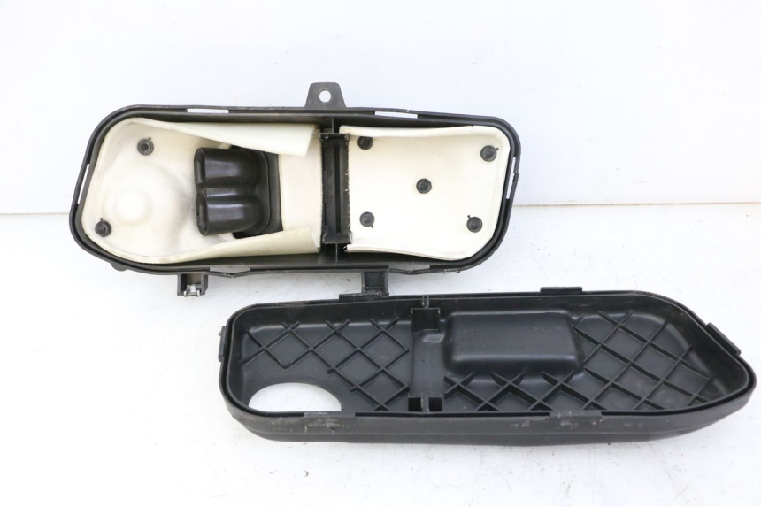 photo de OBUDOWA FILTRA POWIETRZA APRILIA CLASSIC 125 (1995 - 2001) - Widok główny