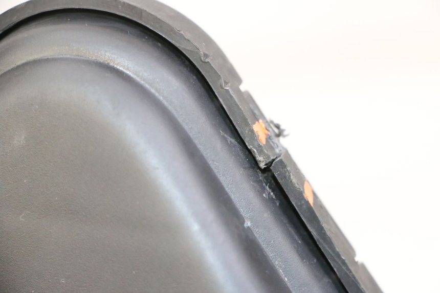 photo de OBUDOWA FILTRA POWIETRZA APRILIA CLASSIC 125 (1995 - 2001) - Zoom stanu zużycia