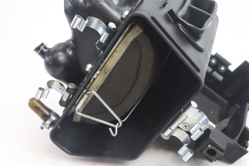 photo de OBUDOWA FILTRA POWIETRZA HONDA CRF CR-F 125 (2020 - 2021) - Zoom stanu zużycia