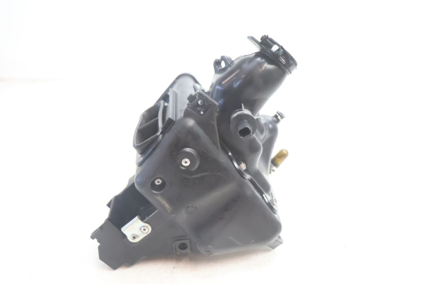 photo de OBUDOWA FILTRA POWIETRZA HONDA CRF CR-F 125 (2020 - 2021) - Zbliżenie techniczne