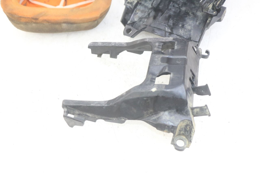 photo de OBUDOWA FILTRA POWIETRZA HONDA CRF CR-F RX 450 (2017 - 2021) - Szczegóły charakterystyczne