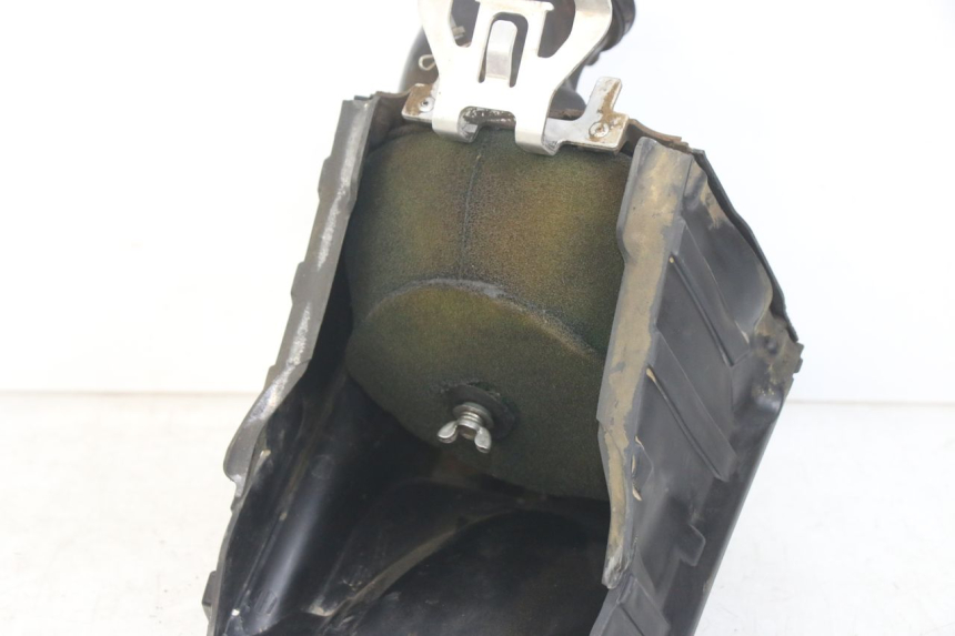 photo de OBUDOWA FILTRA POWIETRZA HONDA CRF 250 (2010 - 2013) - Zbliżenie techniczne