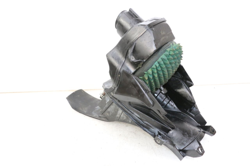 photo de OBUDOWA FILTRA POWIETRZA HONDA CRF R 250 (2020 - 2021) - Zbliżenie techniczne