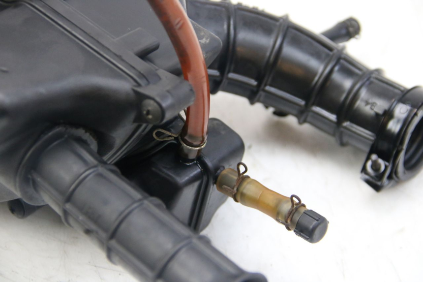 photo de OBUDOWA FILTRA POWIETRZA KYMCO DINK STREET 125 (2009 - 2014) - Widok ogólny