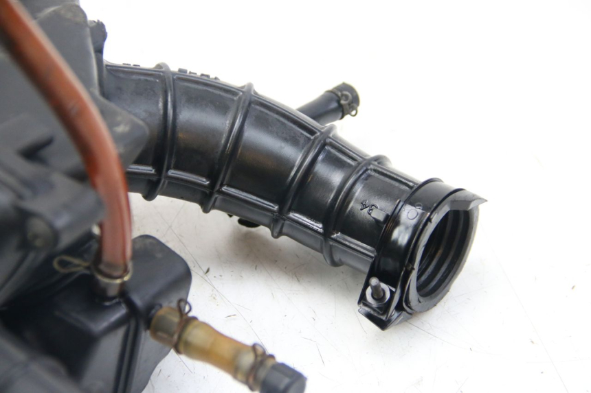 photo de OBUDOWA FILTRA POWIETRZA KYMCO DINK STREET 125 (2009 - 2014) - Punkty mocowania