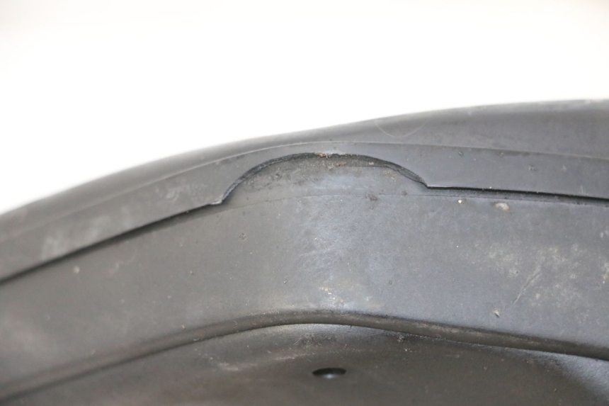 photo de OBUDOWA FILTRA POWIETRZA PEUGEOT ELYSTAR 125 (2002 - 2007) - Zoom stanu zużycia