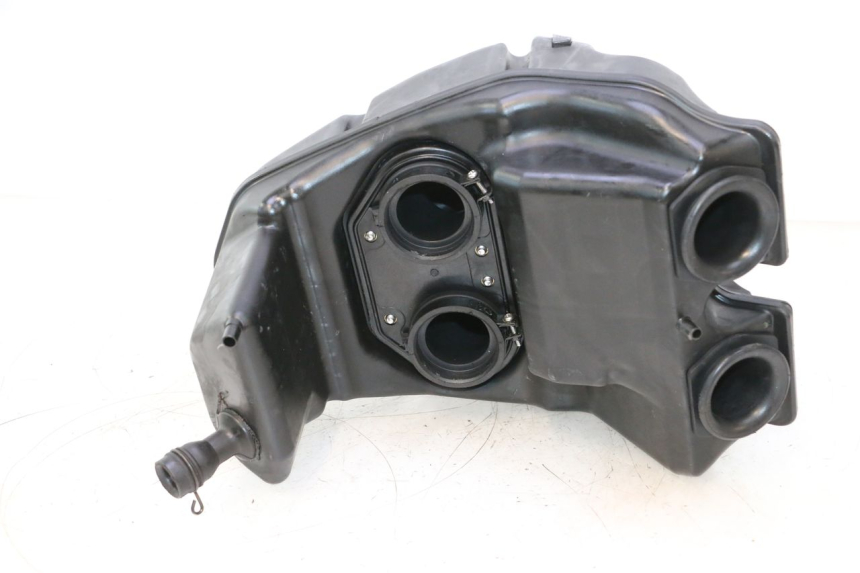 photo de SKRZYNIA POWIETRZA KAWASAKI ER-6 ER6 N 650 (2005 - 2009) - Zbliżenie techniczne