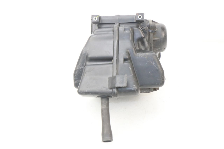photo de OBUDOWA FILTRA POWIETRZA KAWASAKI ER5 ER-5 500 (2001 - 2004) - Zbliżenie techniczne