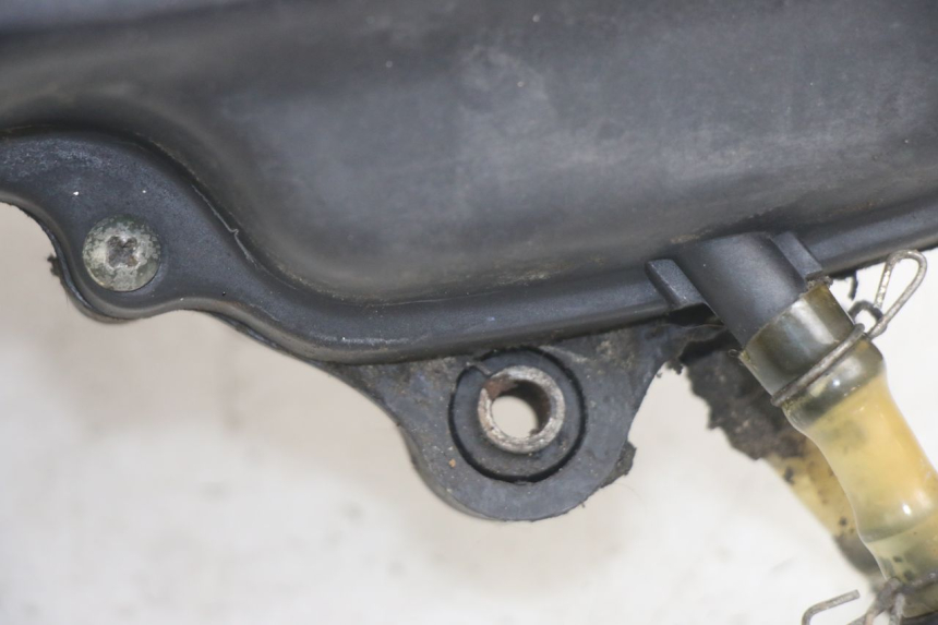 photo de OBUDOWA FILTRA POWIETRZA TNT MOTOR FASTINO 4T 50 (2013 - 2019) - Zoom stanu zużycia