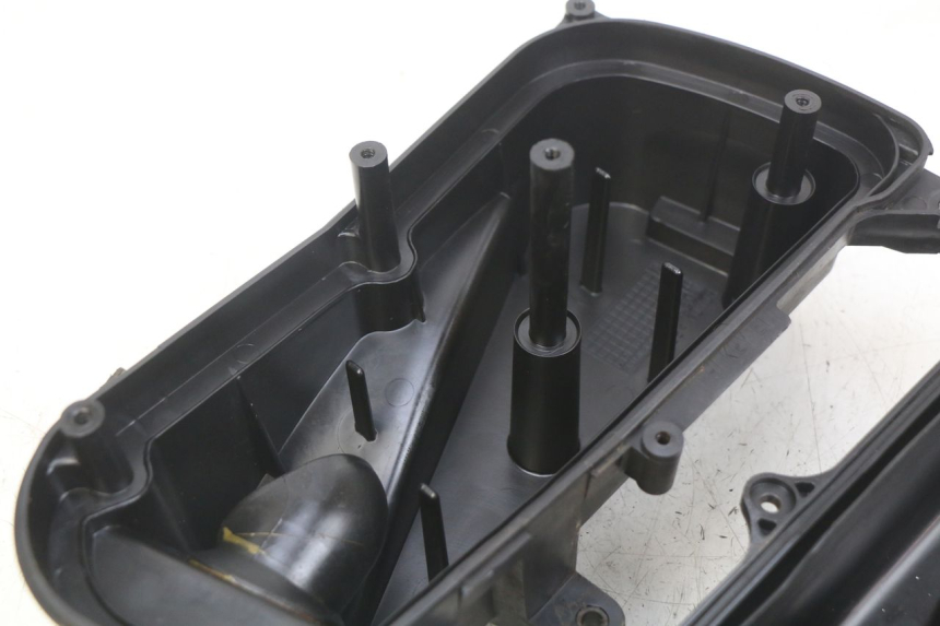 photo de OBUDOWA FILTRA POWIETRZA HONDA FES PANTHEON 2T 125 (1998 - 2002) - Punkty mocowania