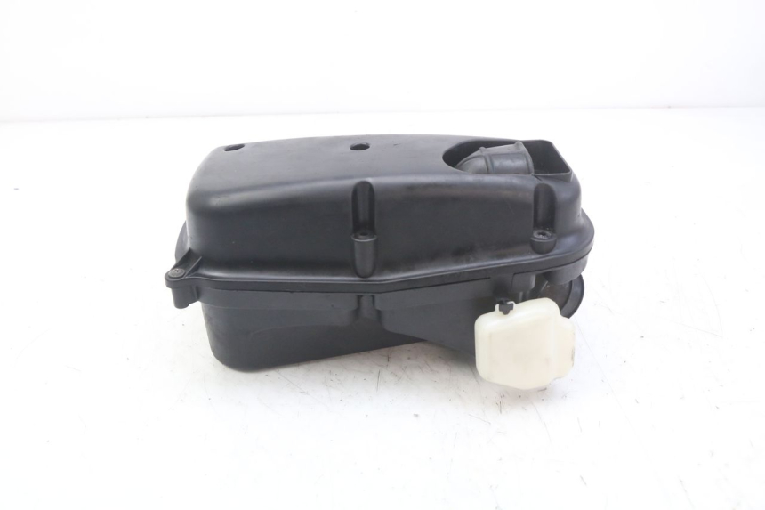 photo de OBUDOWA FILTRA POWIETRZA HONDA FES PANTHEON 2T 125 (1998 - 2002) - Inny kąt widzenia