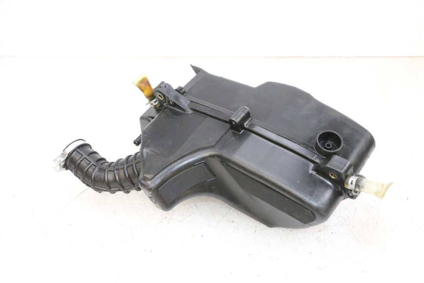 photo de OBUDOWA FILTRA POWIETRZA MBK FLAME X 125 (2007 - 2016) - Zoom stanu zużycia