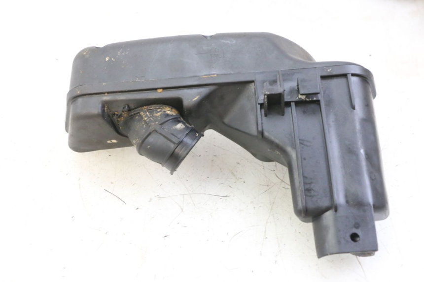 photo de OBUDOWA FILTRA POWIETRZA PIAGGIO FLY 2T 50 (2004 - 2017) - Zoom stanu zużycia